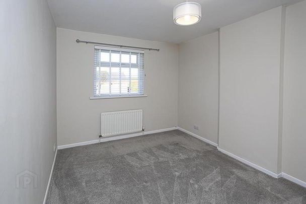 13 Cedar Grove, Holywood, BT18 9QG - Photo 1