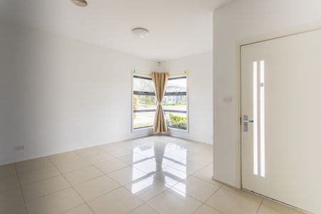 31 Vandyke Street, Crace, ACT 2911 - Photo 3