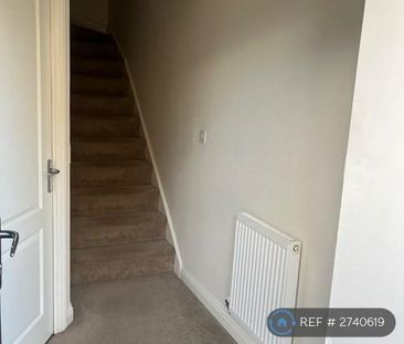 3 bedroom terraced house to rent - Photo 6