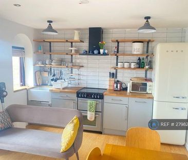 1 bedroom flat to rent - Photo 1