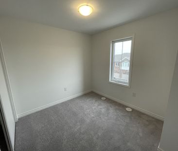 For Lease - 1260 Wintergreen Place, Milton, Ontario - Photo 4