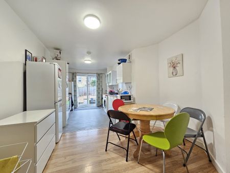 Nelgarde Road, London SE6 - Photo 5