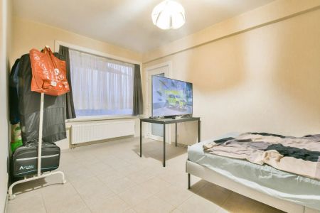 Lichtrijk twee slaapkamer appartement te huur in Oostende - Foto 2