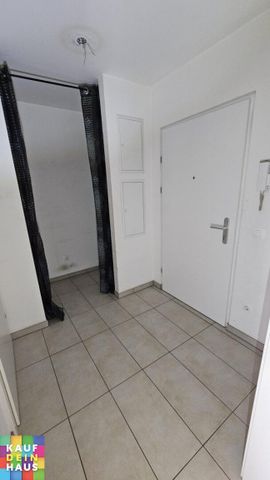 2 Zimmerwohnung mit direktem Schlossbergblick - Photo 2