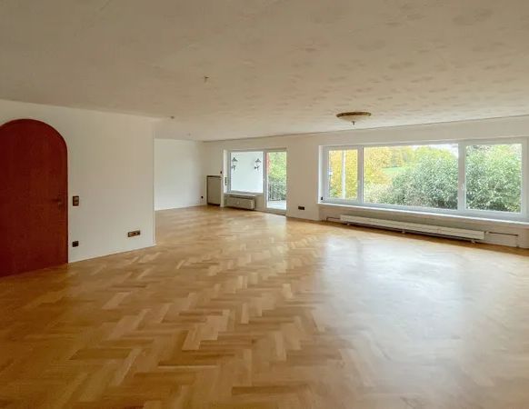 Großzügiger Bungalow zur Miete mit schönem Garten und guter Anbindung in Altenkirchen! - Foto 1