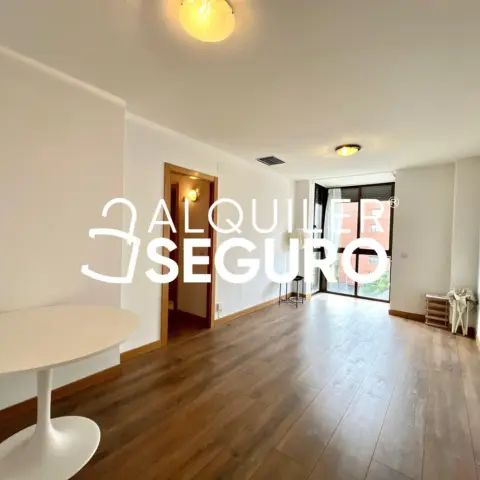 Piso en alquiler en Tetuan - Photo 1