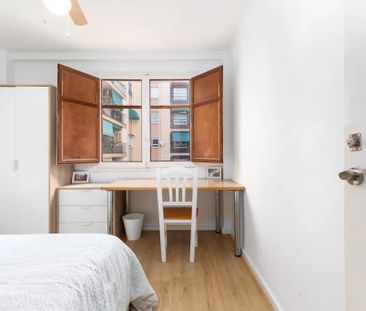 Calle Almácera, Valencia, Valencian Community 46017 - Photo 2