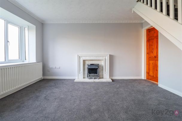 Pritchard Close, Hackenthorpe, S12 - Photo 1