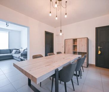 Gelijkvloerse woning met uitweg achteraan in Wielsbeke - Photo 4