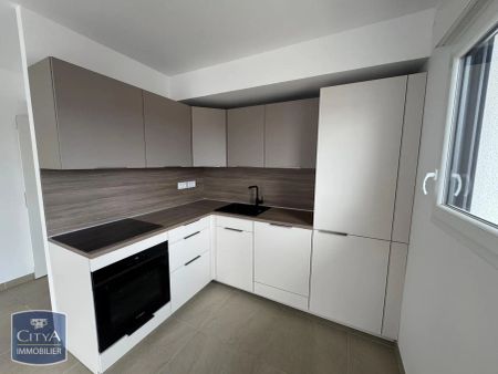 Appartement à louer 3 pièces 71.18m² - Photo 2