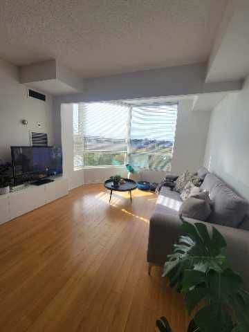 For Lease - 1 Hickory Tree Drive Unit# 605, Toronto, Ontario - Photo 3