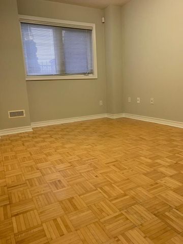 For Lease - 9133 Bayview Avenue Unit# TH76, Richmond Hill, Ontario - Photo 3