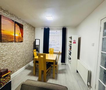 17 Roulston Avenue, L'Derry, BT47 6EW - Photo 3