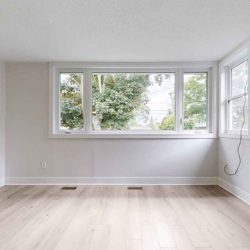 For Lease - 38 St David Street, Kawartha Lakes, Ontario - Photo 1