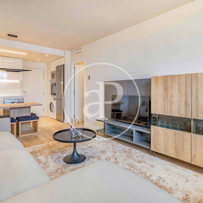 Flat for rent in Skyline. - Photo 1