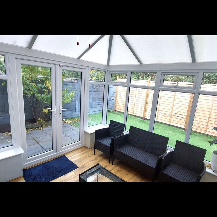 3 Bed Terraced House, Alfriston Road, CV3 - Photo 1