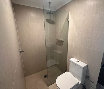 16/10 Old Glenfield Road, Casula, NSW 2170 - Photo 3