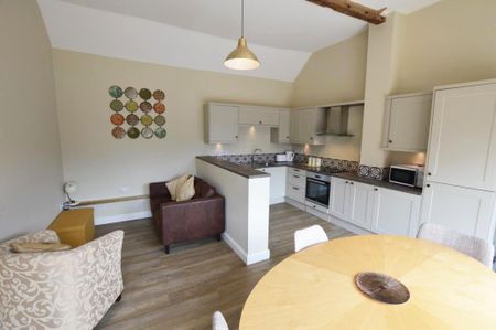 1 bedroom barn conversion to rent - Photo 2