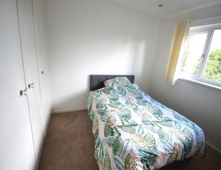1 Bedroom Apartment To Let - Photo 4