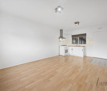 Newly Renovated 1-Bedroom Unit - Photo 3