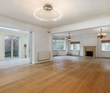 6 bedroom detached house to rent - Photo 2