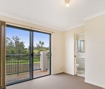 AN INVITING FAMILY HOME!! - Photo 2