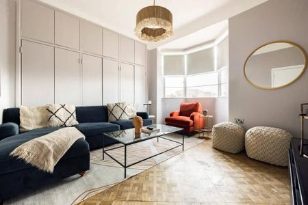 4 bedroom flat to rent - Photo 4