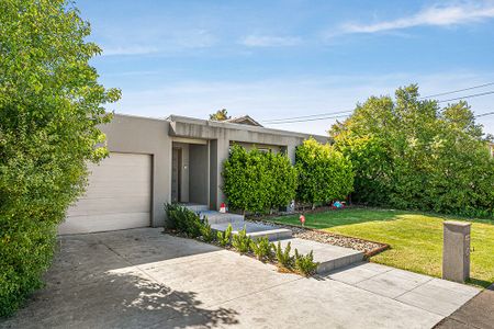 65 Campaspe Crescent, Keilor VIC 3036 - Photo 5