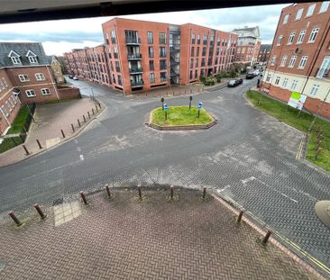 2 bedroom flat to rent - Photo 2