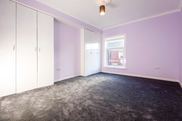 2 bedroom House To Let - Photo 1