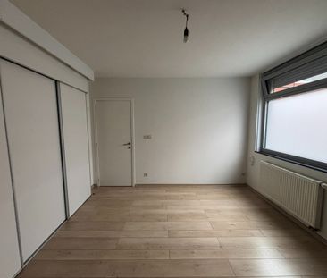 Duplexappartement met 2 slaapkamers nabij centrum Zonhoven. - Photo 3