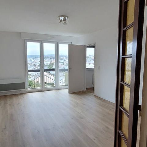 A louer Appartement F3 avec balcon, cave et parking, refait à neuf ! - Photo 1