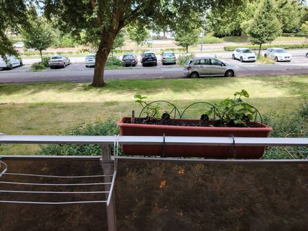 Loue chambre pour étudiant proche du tramway - Photo 5