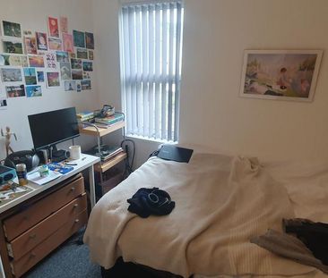 5 bedroom terraced house to rent - Photo 5