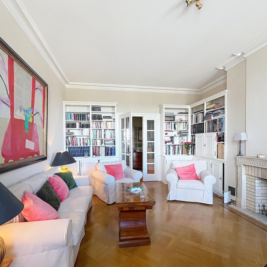 6 exceptional rooms in the Château de Veyrier - Rare for rent - Photo 1