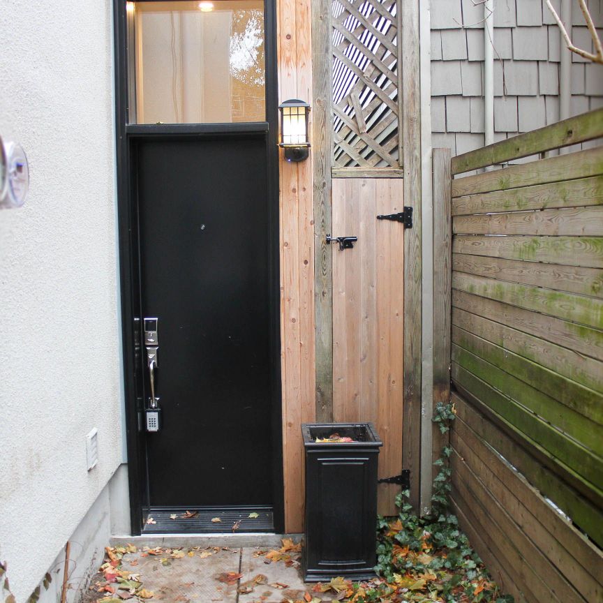 For Lease - 445 Ontario Street Unit# Bsmt, Toronto, Ontario - Photo 1