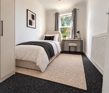 3 Bed Terraced House, Belmont Road, RG30 - Photo 4