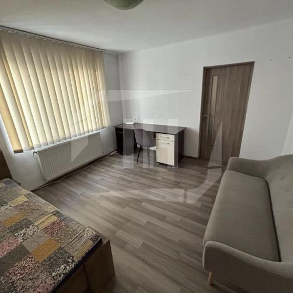 Apartament 2 camere I zona strazii Paris - Fotografie 1