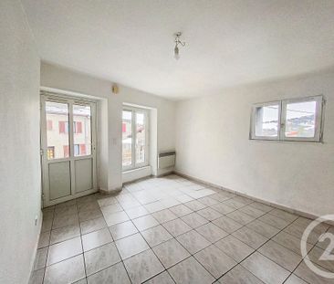 Location Appartement 1 pièce 16m² LA ROCHE BLANCHE 63670 - Photo 3