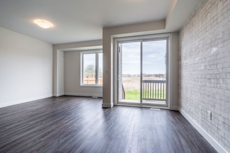 For Lease - 6 Bedrock Drive, Hamilton, Ontario - Photo 2