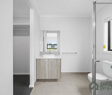 Brand New Family Home in a Growing Sunbury Community - Photo 6