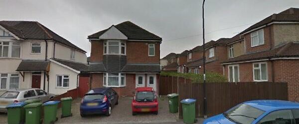 3 Bed Flat, Highfield, SO17 - Photo 1