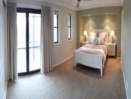 Tamworth Furnished Accommodation - Hillvue - Photo 3