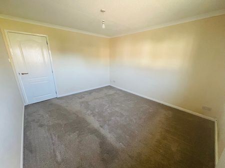 Crummock Avenue, Oakham, Edith Weston - Photo 2