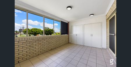 16/115 Nudgee Road, Hamilton, Qld 4007 - Photo 2
