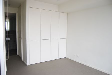 802/8 McCrae Street - Photo 2