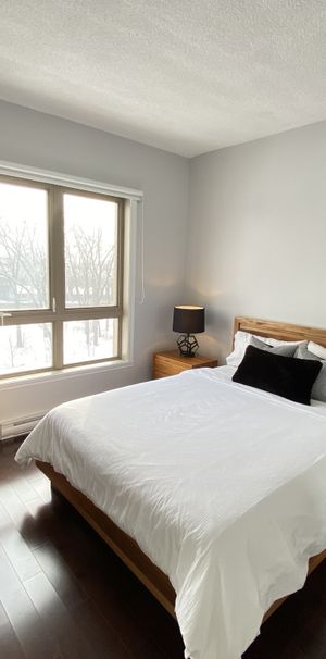 Lumineux Condo 4 1/2 à Ahuntsic - Photo 1