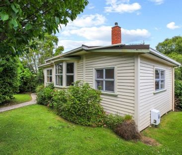 Tranquil and close to town - Photo 6