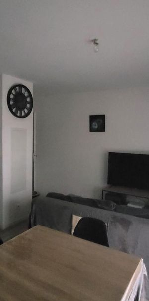 Location Appartement 2 pièces 39m² LOOS 59120 - Photo 1
