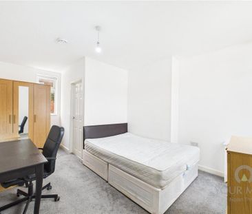 6 bedroom house to rent - Photo 2